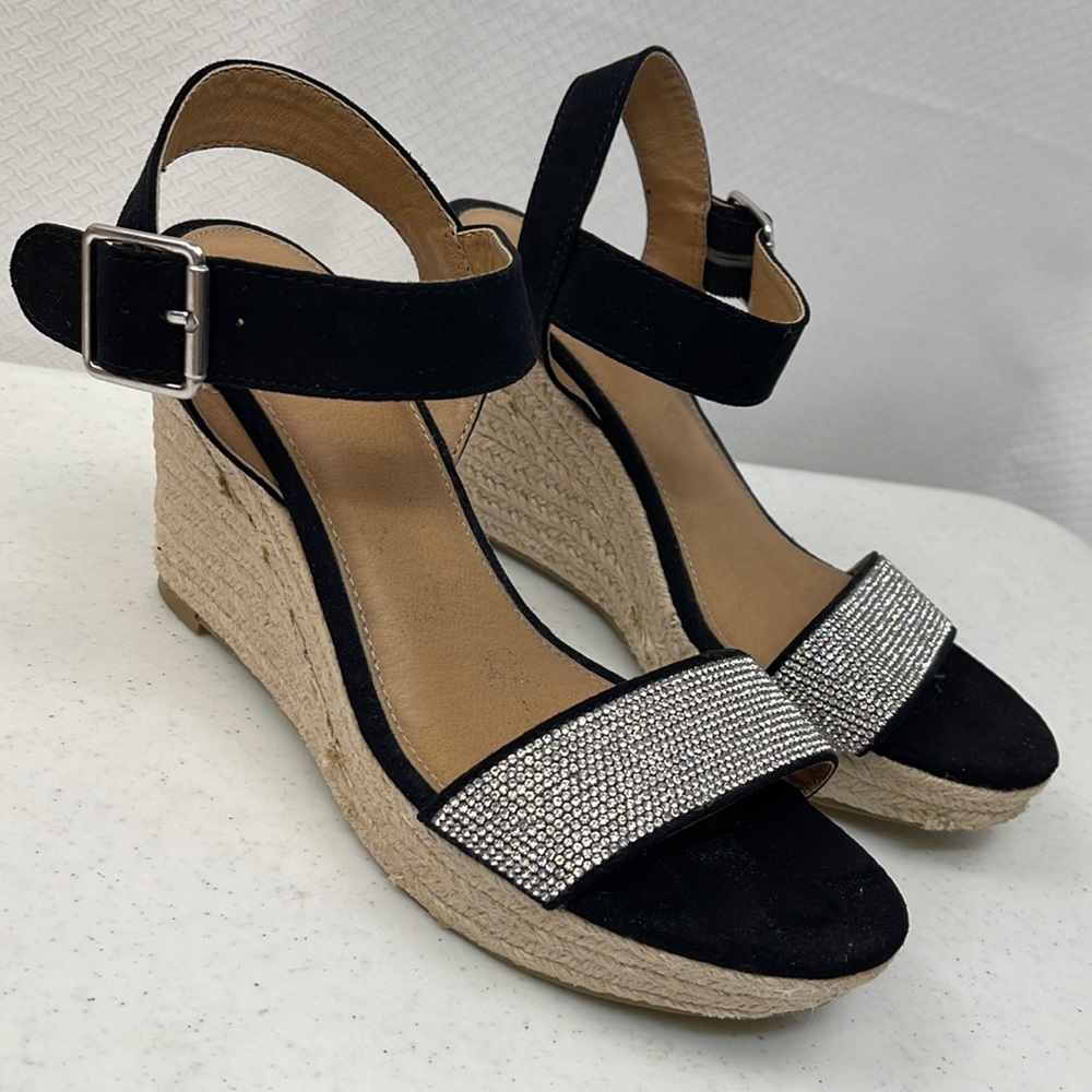 White Mountain Wedge Sandals